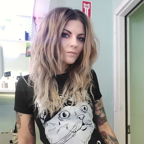 Meet your Posher, Michaela - Picture 1 of 1